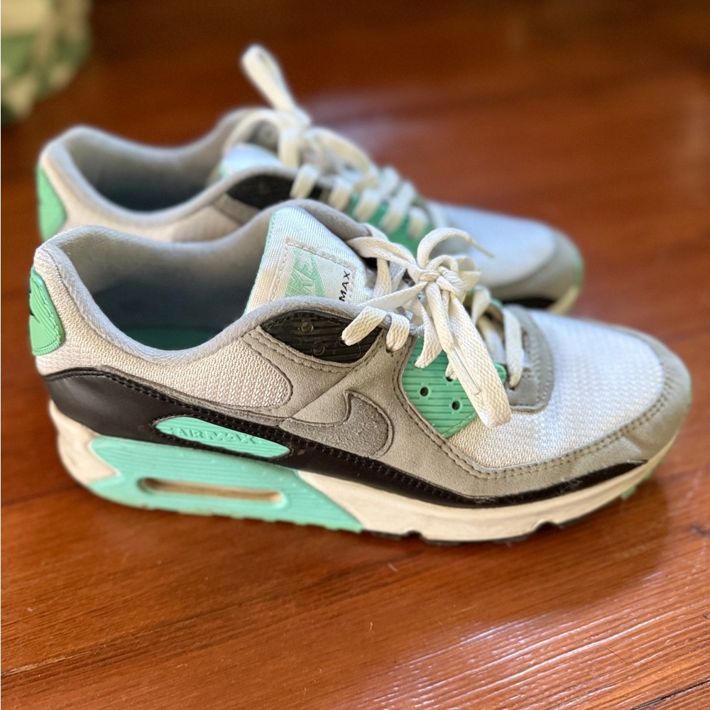 Nike air max 90  - Mint, Black, and White